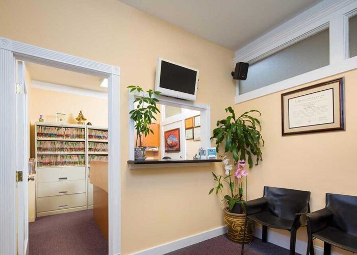 reception-Dr_Derrick_Chua